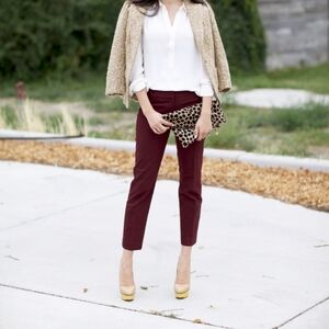 Lc laure Conrad burgundy skinny Capri pants